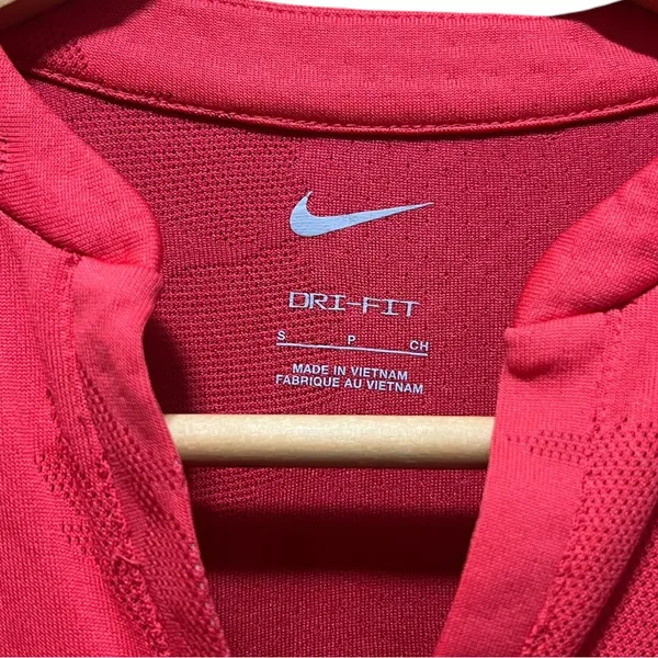 NIKE WOMEN DRI FIT VICTORY GOLF V-Neck POLO Size‎ Small Red - Image 6