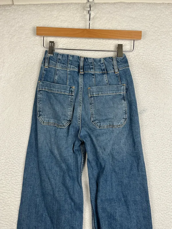 Anthropologie straight leg jeans - Image 8