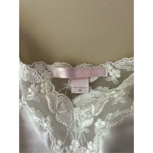 victoria’s secret tank - Image 2