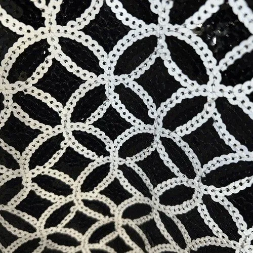 WHITE HOUSE BLACK MARKET‎ Black And White Geometric Sequin Top EUC Small - Image 4