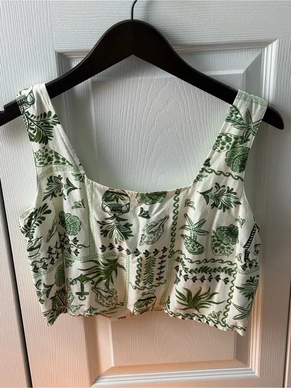 Printed White and Green Cropped Tank - Image 2