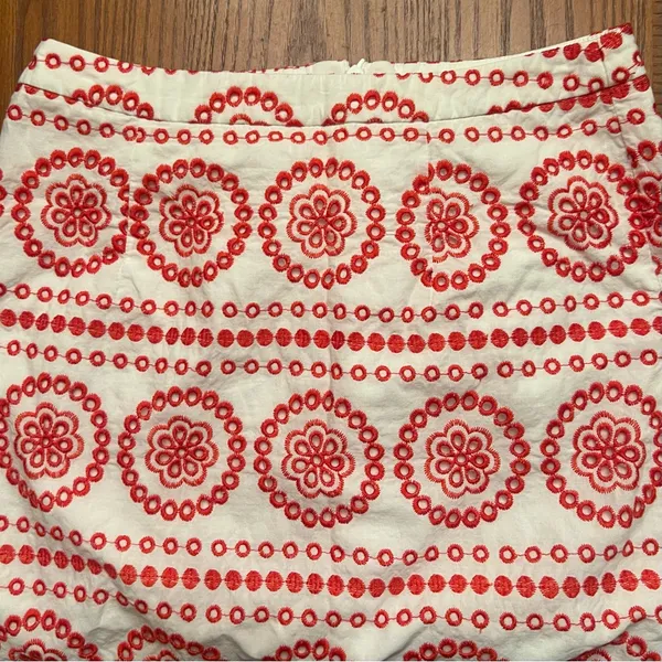 Boden Broderie Embroidered‎ Scalloped Lined Hem Midi Skirt Red White Size 2P - Image 12