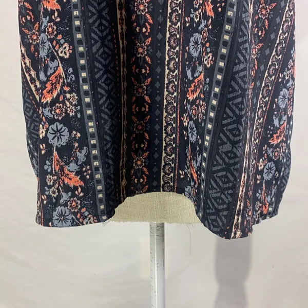 Hollister Criss Cross Navy Blue Embroidered Cami Tank Size Large - Image 3