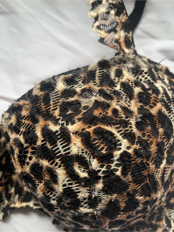 Victoria’s Secret PINK leopard print bra size 36DD - Image 6