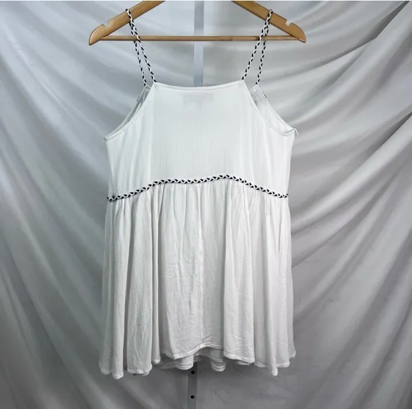 Lulu's White Mini Dress with Black Embroidered Trim sz M - Image 3