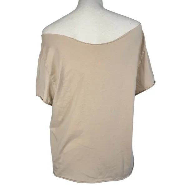Red Hot Chili Peppers Graphic Tee Womens L Tan Off Shoulder Rock Band Shirt - Image 4
