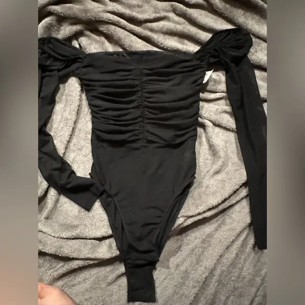 Princess Polly DELANY BODYSUIT black top / us 4 - Image 2