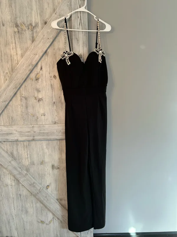 Absolutely stunning black jumpsuit with rhinestone embellishments size XL - Image 8