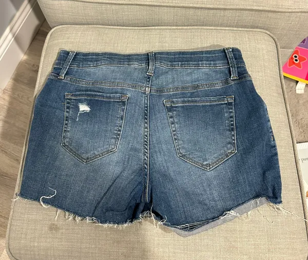 Isabel Maternity Shorts - Image 3