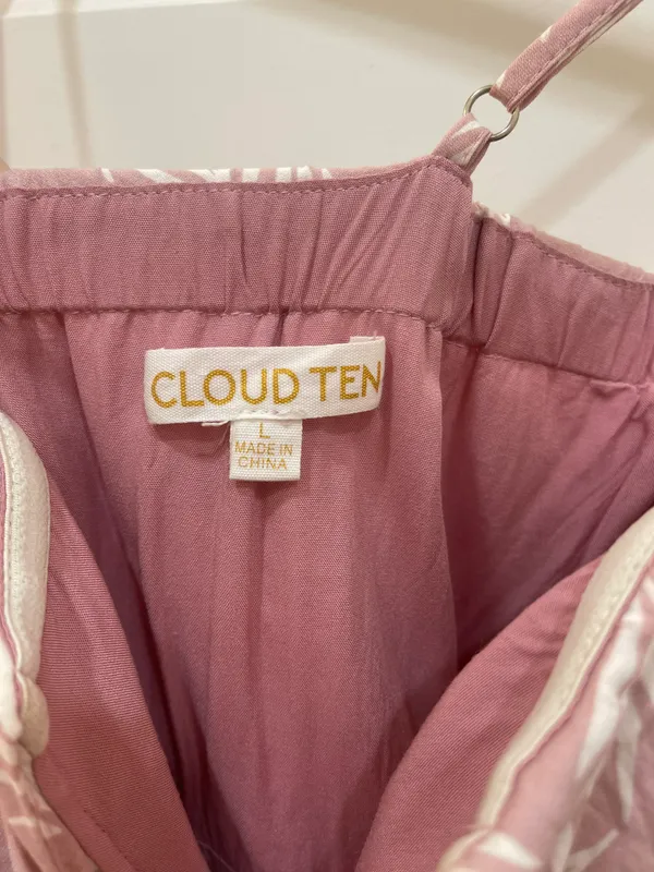 Cloud Ten Blush Pink Floral Romper - Image 3