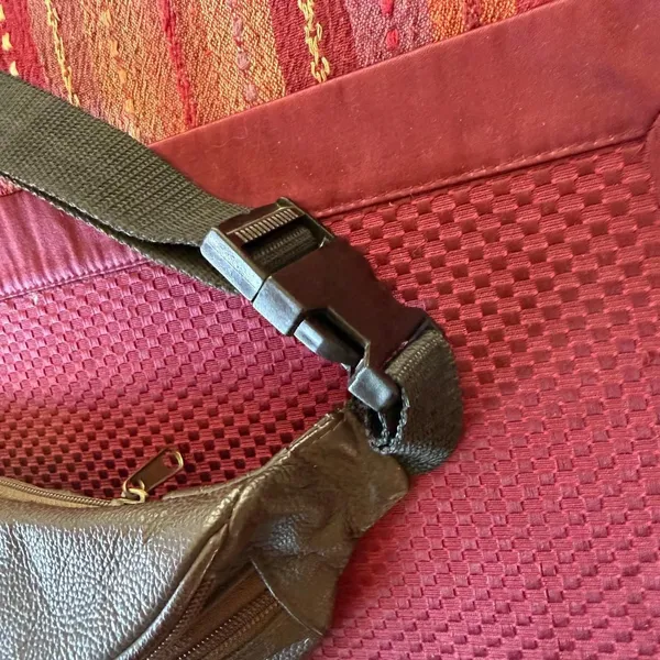 vintage granola boho brown pebbled leather fanny pack waist bag adjustable strap - Image 6
