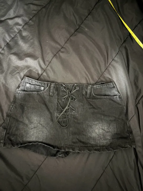 Amethysta Denim Skort Black PRINCESS POLLY - Image 2