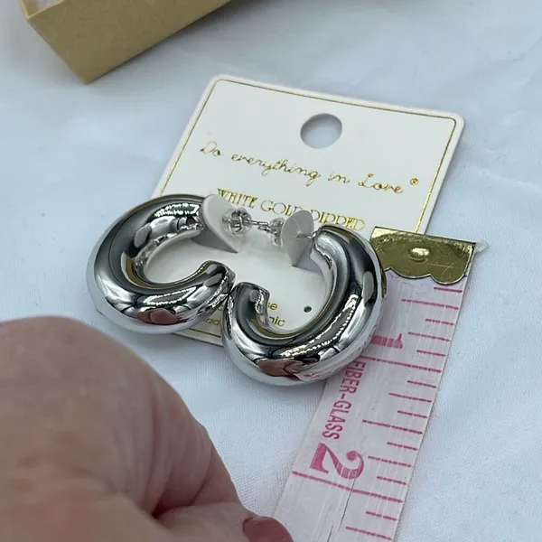 NWT 14K GP “Do everything in Love “ big puffy hoops - Image 8