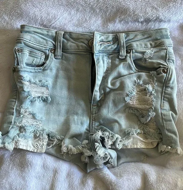 American Eagle Outfitters Shorts - Image 3