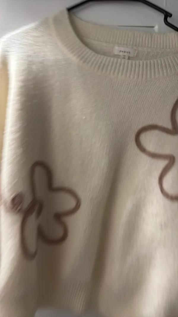 woman’s sweater White - Image 4