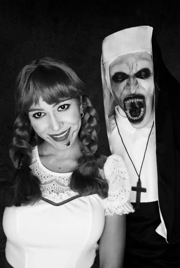 Spirit Halloween The nun costume - Image 3