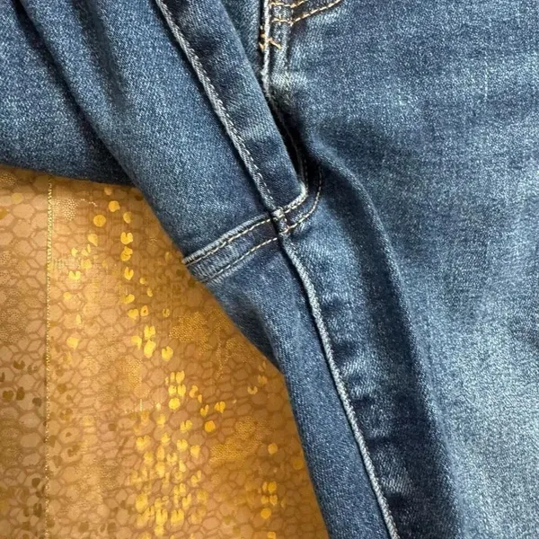 Vervet Darker Blue High Rise Raw Hem Ankle Cropped Stretchy Jeans 32 - Image 7
