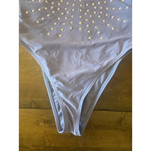 Womens Gianni Bini Purple Pearl Detail Front‎ Cheeky One Piece Size Medium - Image 4