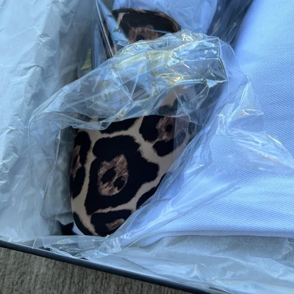 NEW Veronica Beard Griffin Loafer Size 7 Animal Print - Image 4