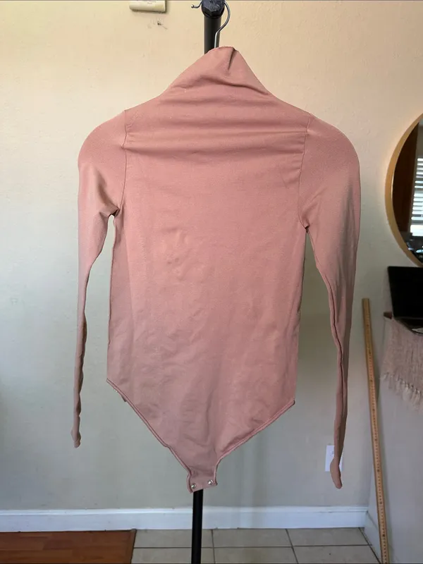 Skims ESSENTIAL MOCK NECK LONG SLEEVE BODYSUIT in sienna NWOT size Xxs-XS - Image 5
