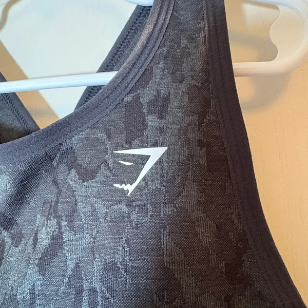 Gymshark ADAPT ANIMAL SEAMLESS SPORTS BRA. NWOT Medium Support. Size Large - Image 3