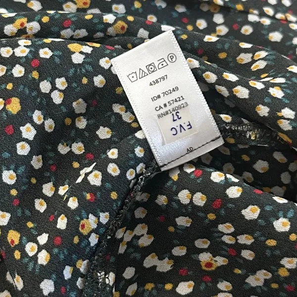 LOFT Long Sleeve Mini Print Blouse Womens M Ruffle Cuff Black Floral Flowy - Image 7