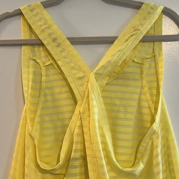 Zyia active open back tank top - Image 4
