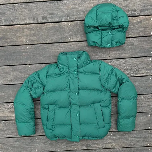 Green Lululemon Wunder Puff Down Jacket Evergreen Puffer Coat w/ Detachable Hood - Image 2