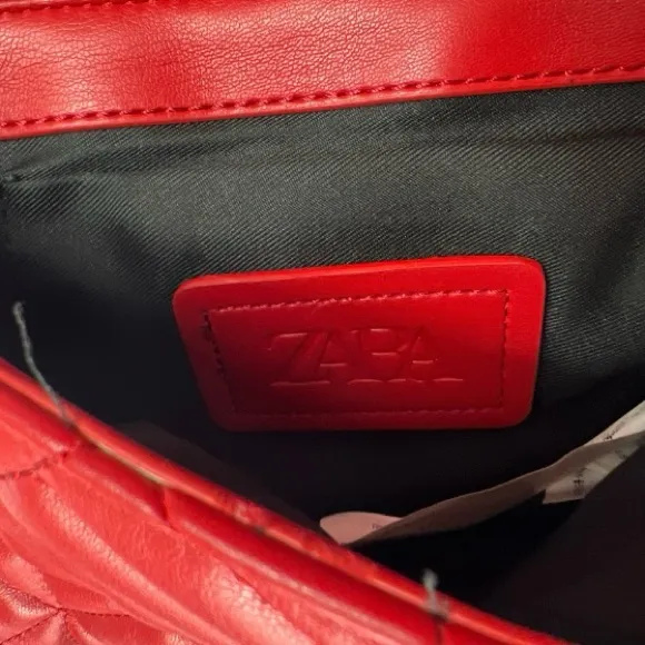 Zara Red Quilted Shoulder Bag with Gold Chain - Image 4