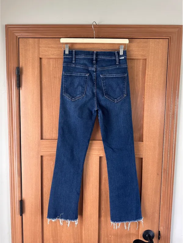 MOTHER The Hustler Ankle Fray Kick Flare Jeans in Home Movies Wash Women’s 27 - Image 5