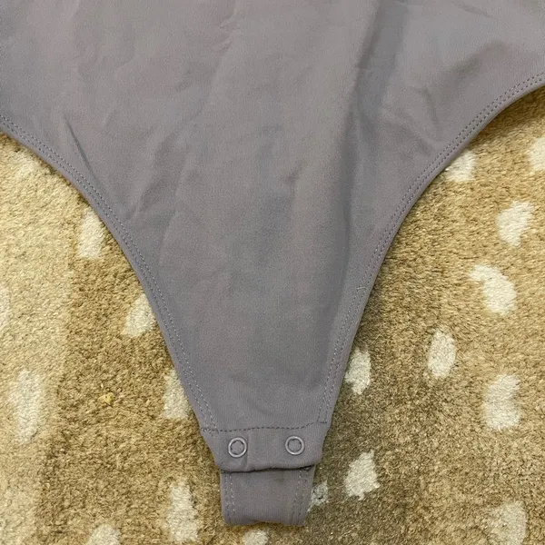 Babaton Aritzia purple grey high neck snap button bodysuit women’s size medium - Image 3