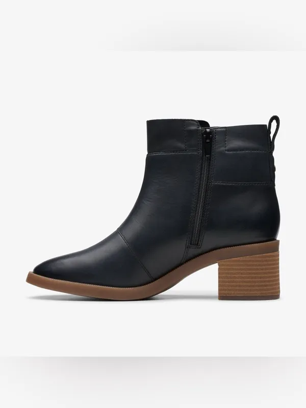Clarks Women's Collection Lileigh Charm Boots Size 8M Black Leather - Image 3