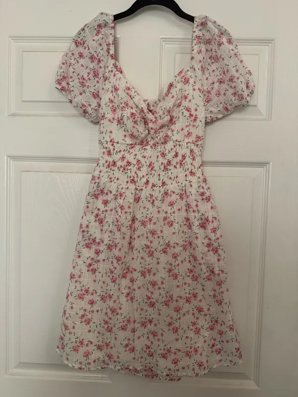 As U Wish Women’s Medium Floral Cottagecore Mini Dress Puff Sleeve Smocked Pink - Image 3