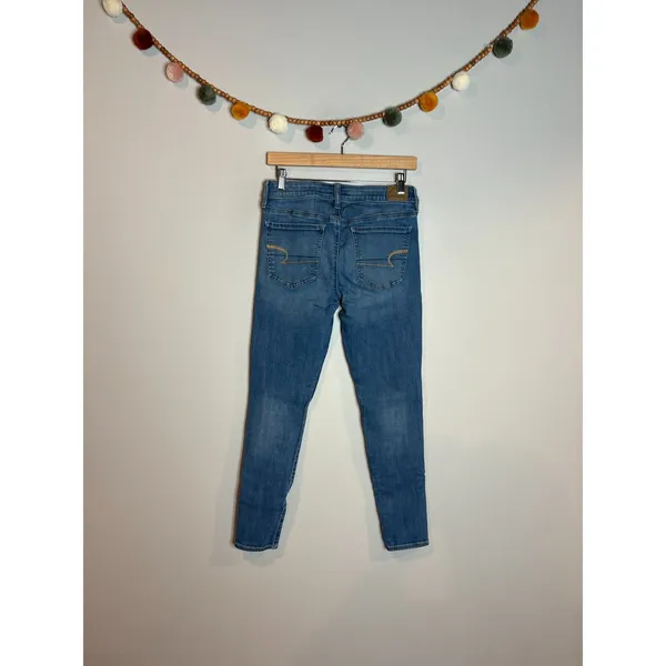 American Eagle medium wash Jegging jeans - Image 2