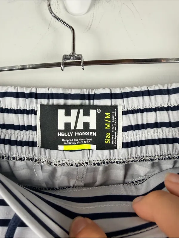 Helly Hansen White & Navy Striped Pull-On Shorts medium - Image 5