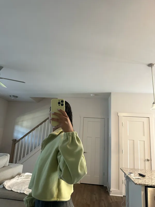 Light green zip up jacket Size M - Image 2