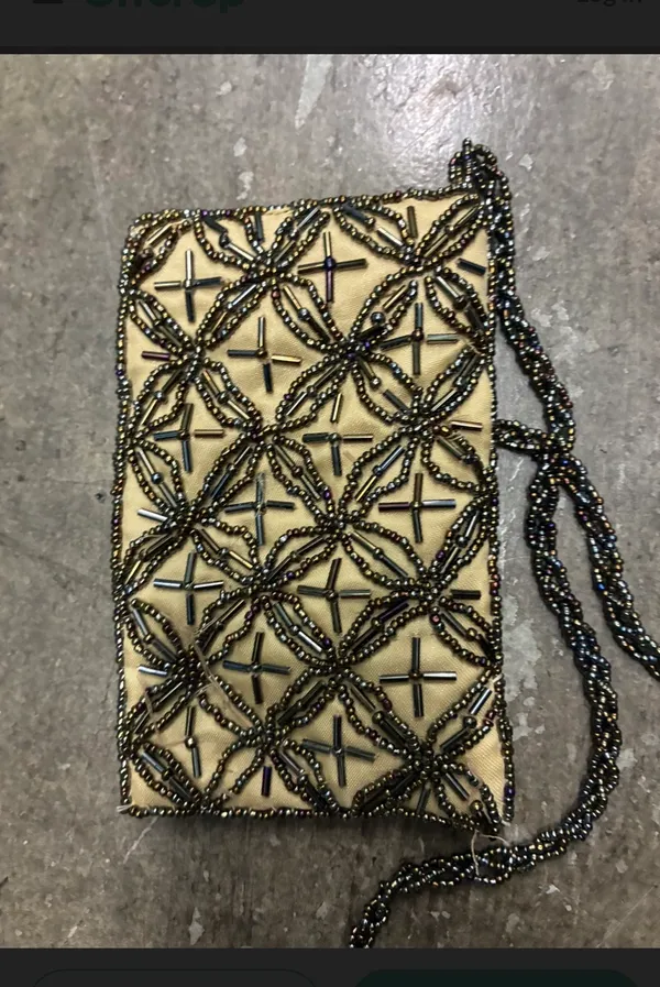 Cute Flapper Style Purse With Gold Flair - Image 2
