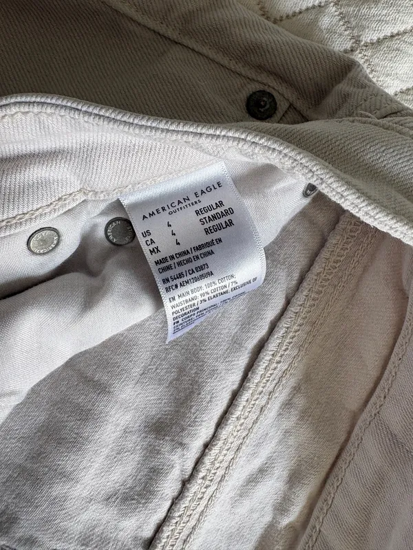 Beige American Eagle Jeans - Image 4