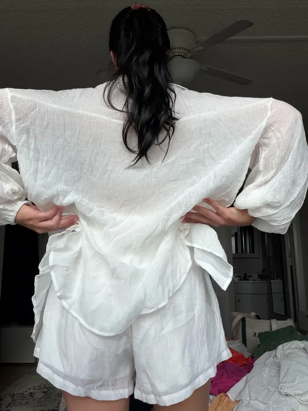 White sheet top & shorts set - Image 2