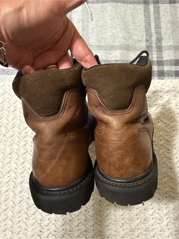 Red wing Women’s Brown Leather Ankle Boots Rugged Lace up Booties size 8 - Image 4