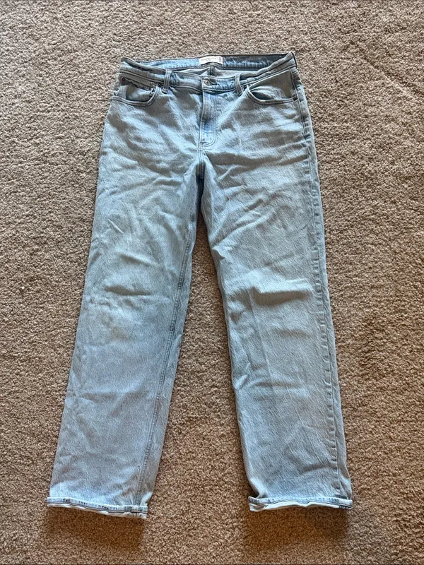 A&F Low Rise Baggy Denim Jeans - Image 3