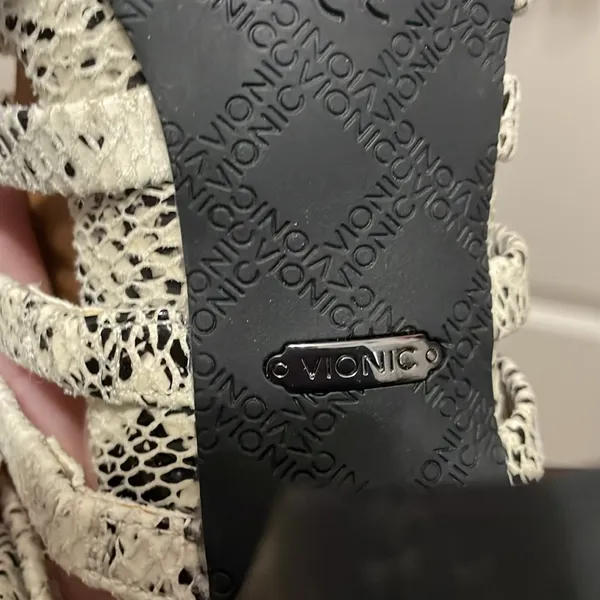 Vionic Sami Snakeskin‎ Print Heels - Image 7