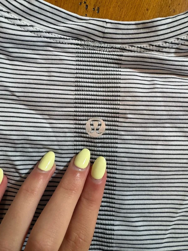 Lululemon Swiftly Tech Short Sleeve - Image 4