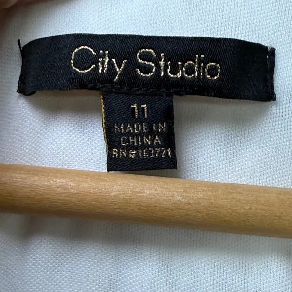City Studio White Lace Fit Flare Dress Sleeveless‎ Scalloped Neckline Size 11 - Image 3