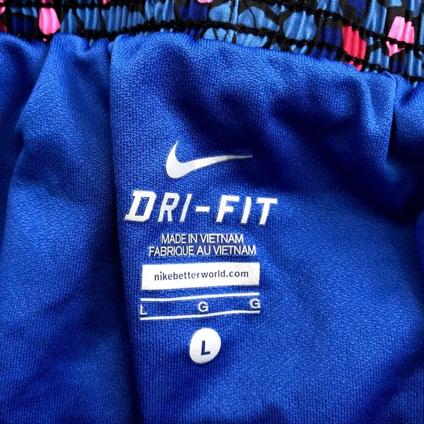 NWOT Nike Dri-Fit Mosaic Pattern Athletic Shorts, Size Large, L - Image 3