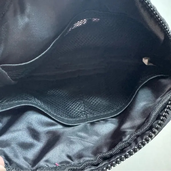 NWOT TikTok Fanny pack Black - Image 4