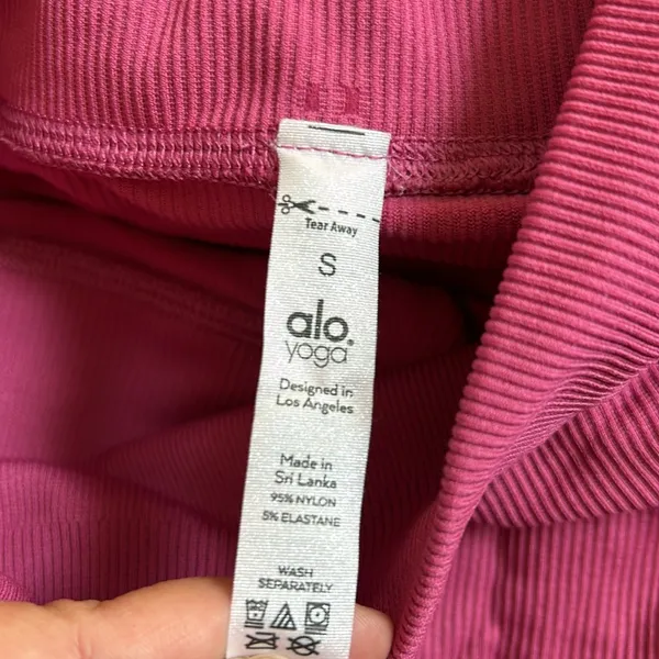 Alo mindful movement ribbed bike shorts - Image 4