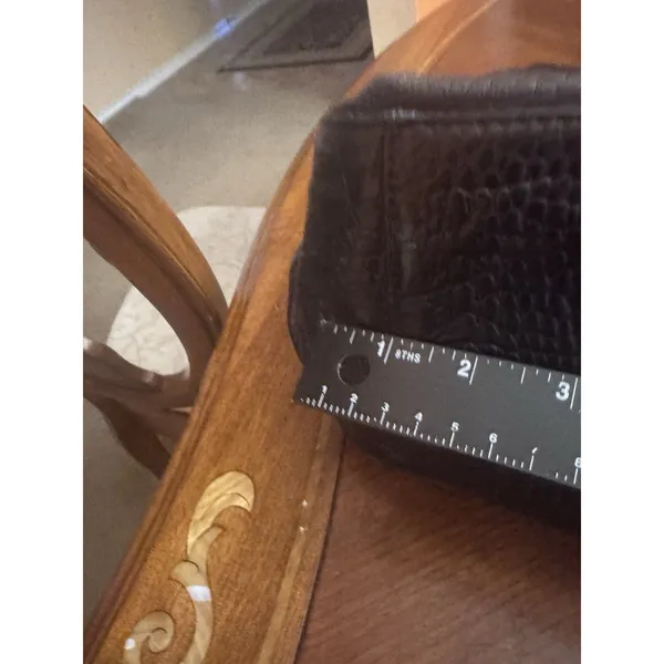 Ann Taylor Black Croc Embossed Leather Purse Silver Hardware - Image 13