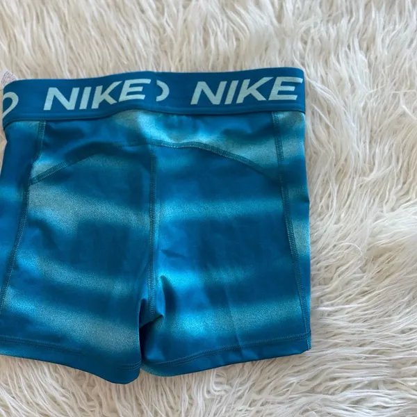 Nike Pro Shorts Green Abyss Size Medium IH7636-301 - Image 10