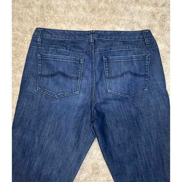 Michael Kors classic medium wash bootcut jeans Size 8 - Image 5
